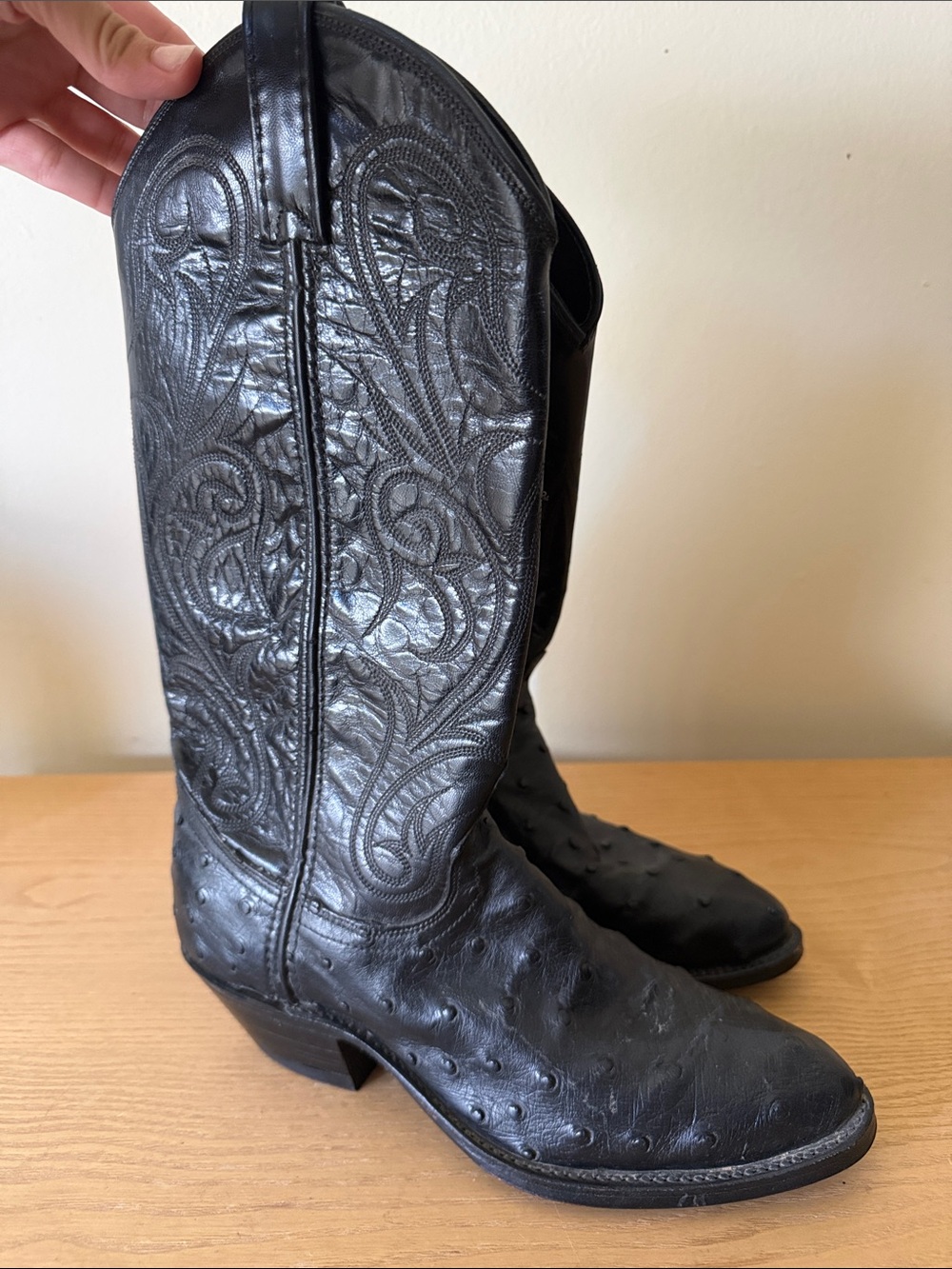Dan Post Black Ostrich Cowboy Boots sz 6